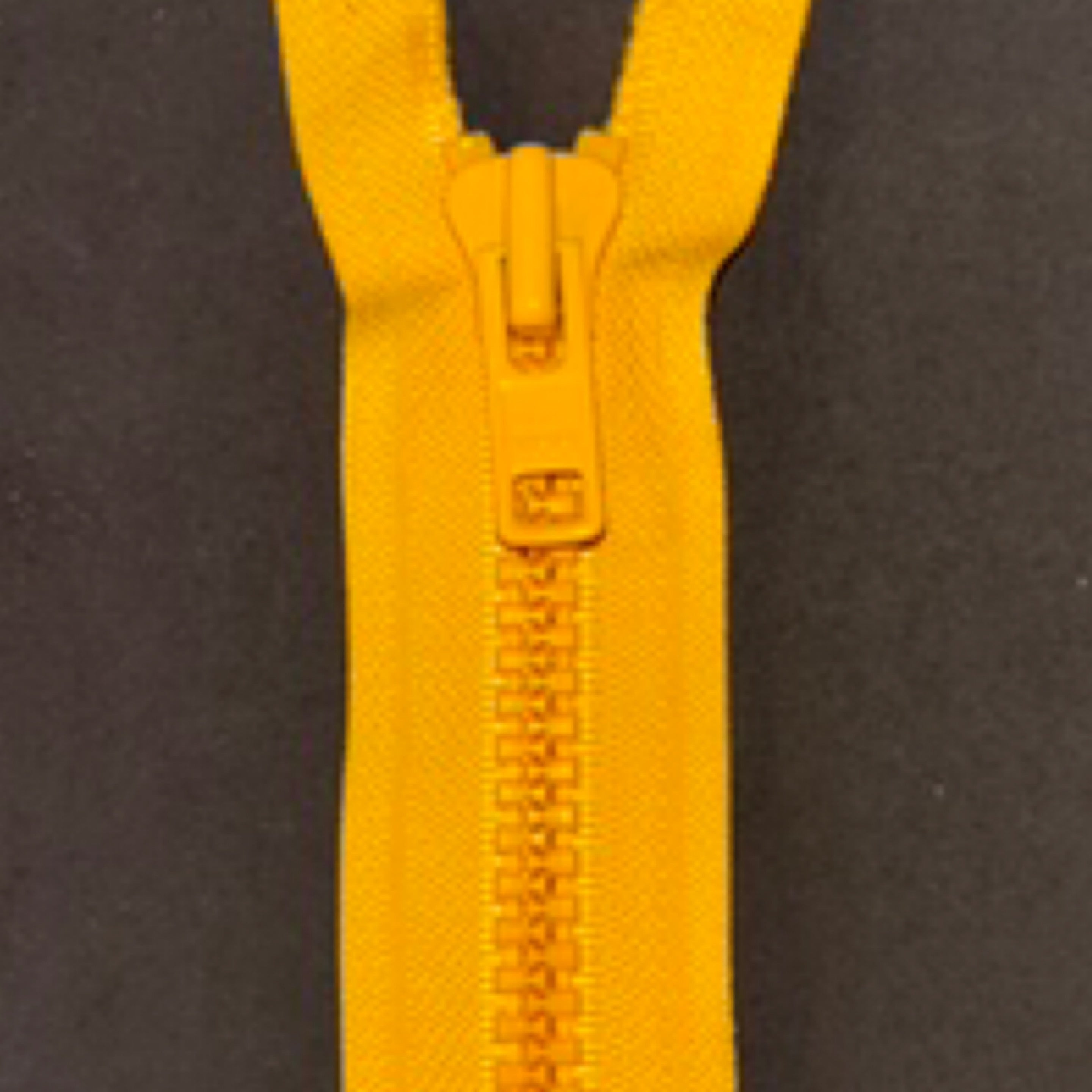 21” separating zipper. Yellow. | Frank's Fabrics & Crafts